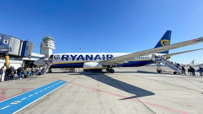 Briten-Regierung als Kunde? Ryanair-Chef will auch Abschiebe-Flüge anbieten!
