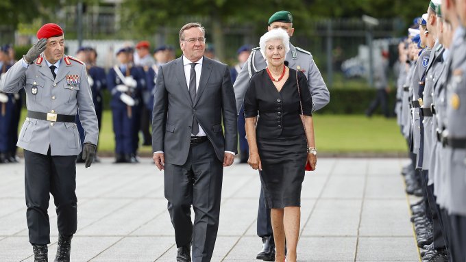 'Kriegstüchtigkeit' der Bundeswehr: Kommt bald die Wehrpflicht zurück?